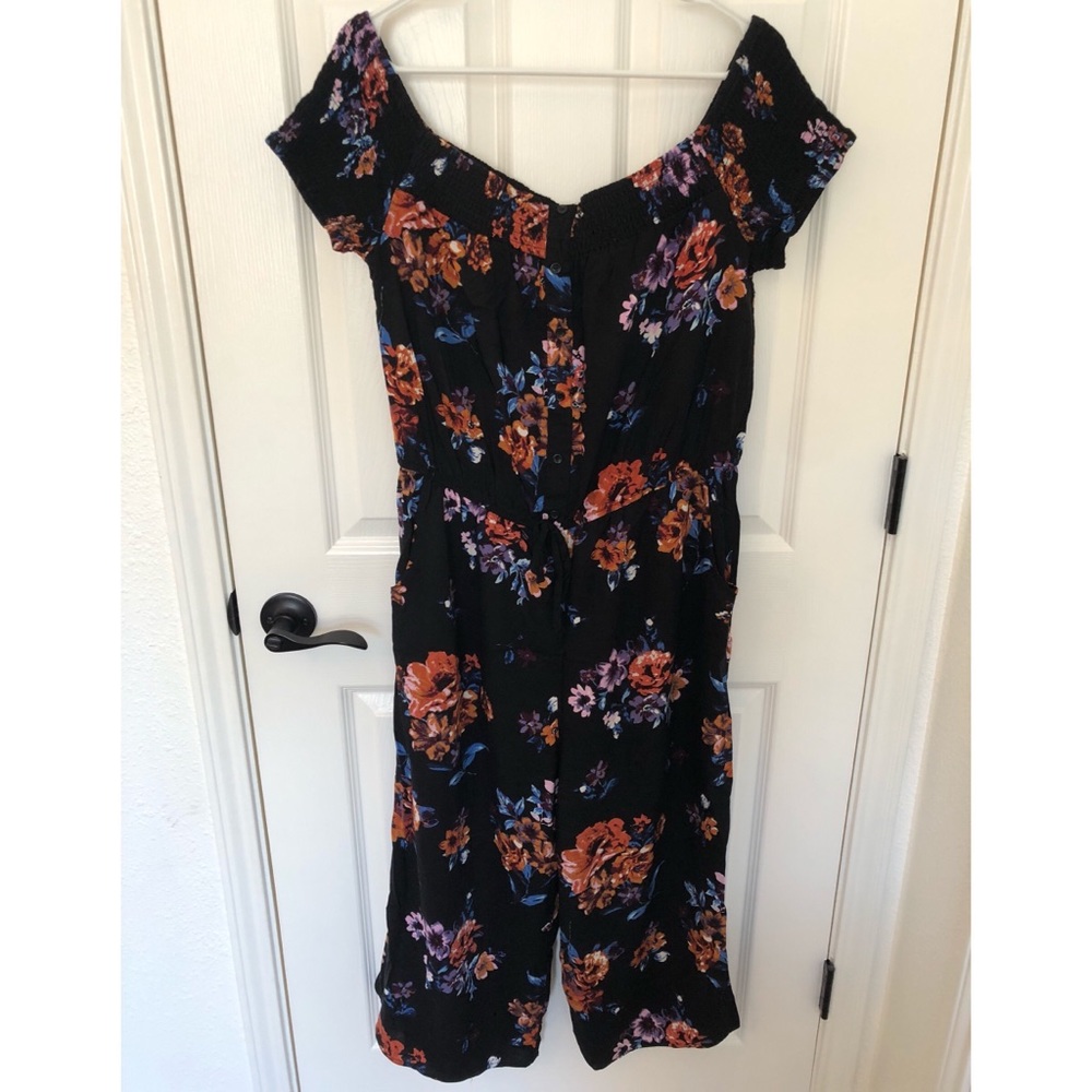 EUC Xhilaration Floral Jumpsuit